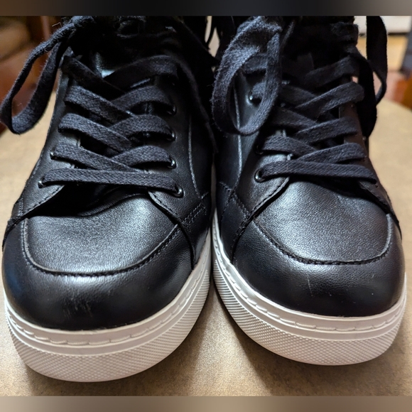 COACH Unisex Hi-Top Black Leather Sneakers Size 9.5B Used Excellent MSRP $228 - Picture 3 of 8